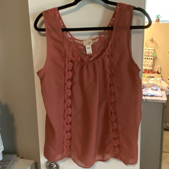 Daytrip Tops - Daytrip Lace Mauve Tank
